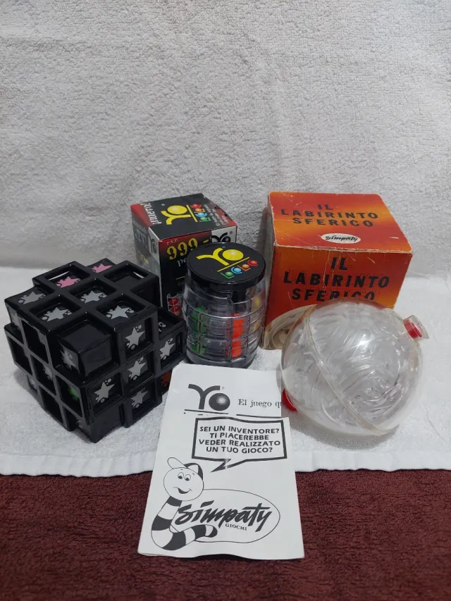 Peter's Black Hole, Yolocoloco y Laberinto