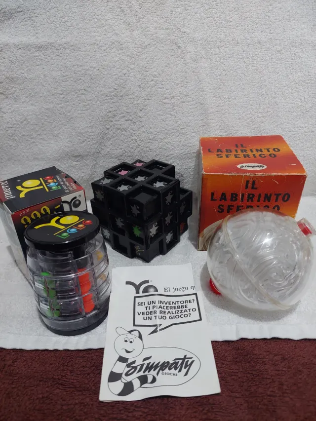 Peter's Black Hole, Yolocoloco y Laberinto