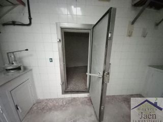 Local comercial en venta en Andújar