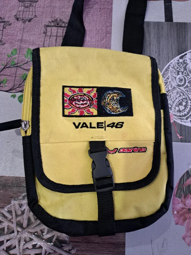 Set di 9 borse a tracolla Quiksilver, rip curl,...