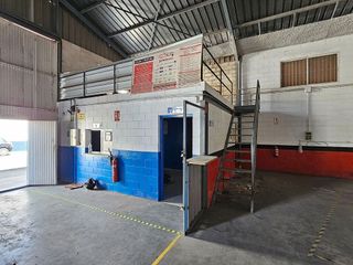 Nave industrial en venta en Marchena