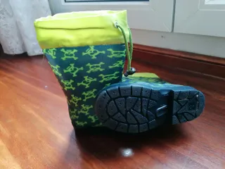 Botas de agua infantiles calaveras talla 27
