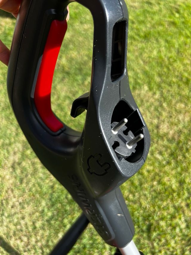 Cortabordes césped Sterwins y carrete de hilo