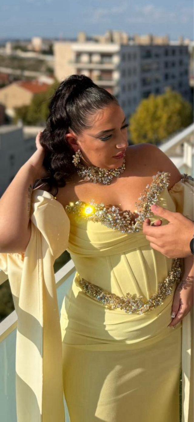 Vestido de fiesta hecho a mano