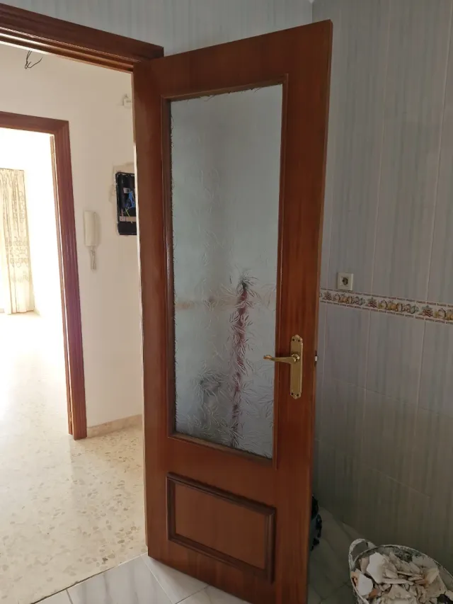 2 Puertas de Madera con Cristal 72x203cm