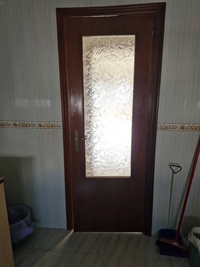 2 Puertas de Madera con Cristal 72x203cm