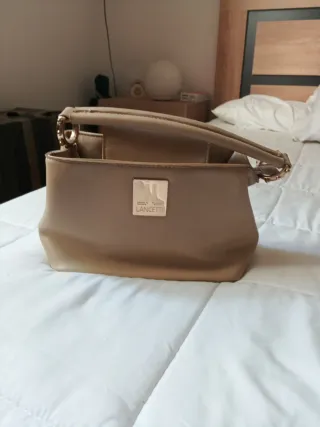 Cartera de piel Lancetti beige