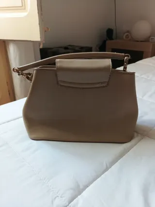 Cartera de piel Lancetti beige