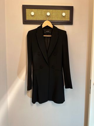 Traje Zara Mujer: Blazer y Pantalón Negro