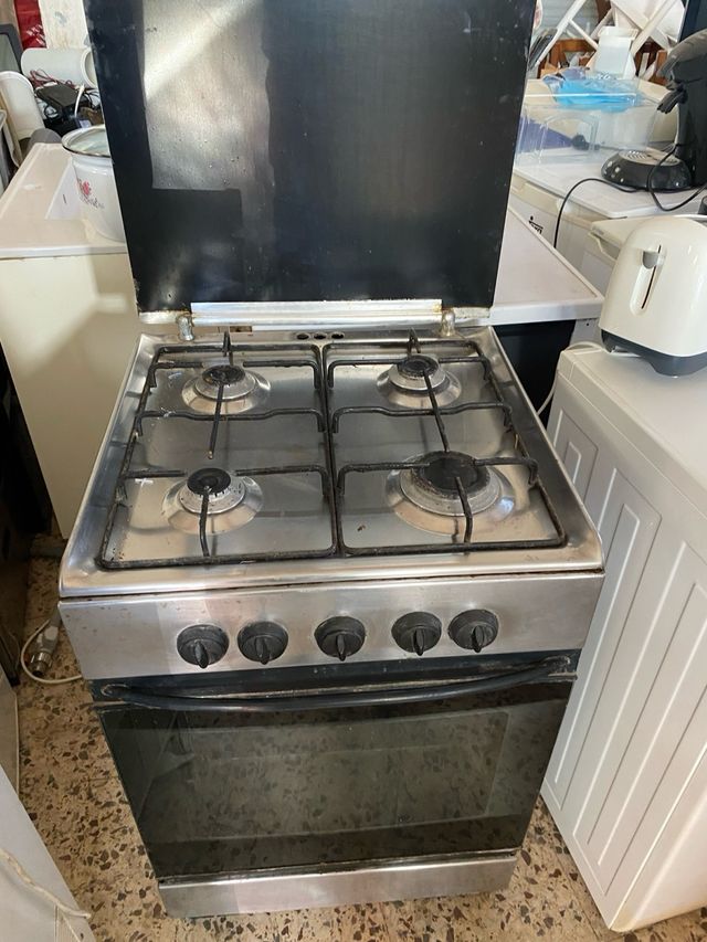 Cocina vitrocerámica cristal y metal