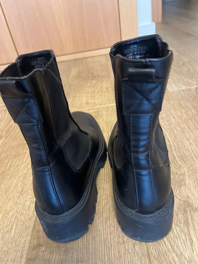 ONLY botas femininas pretas