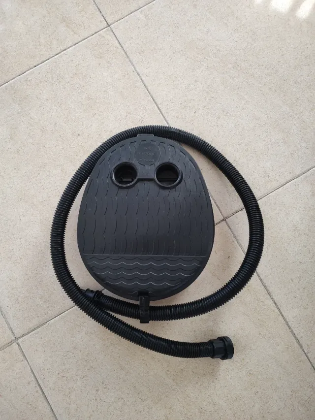 Inflador de pie para colchonetas