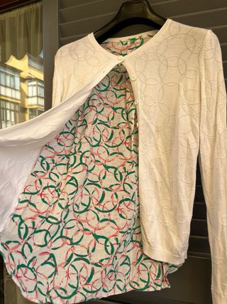 Cardigan Benetton bianco con fantasia