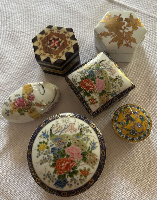 Lote 6 cajitas porcelana y madera