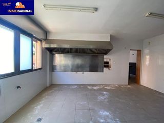 Local comercial en venta en Roquetas Centro en Roquetas de Mar