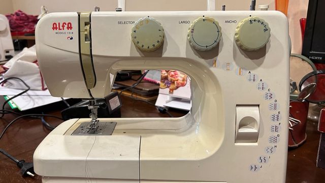 Macchina da cucire Alfa 1318