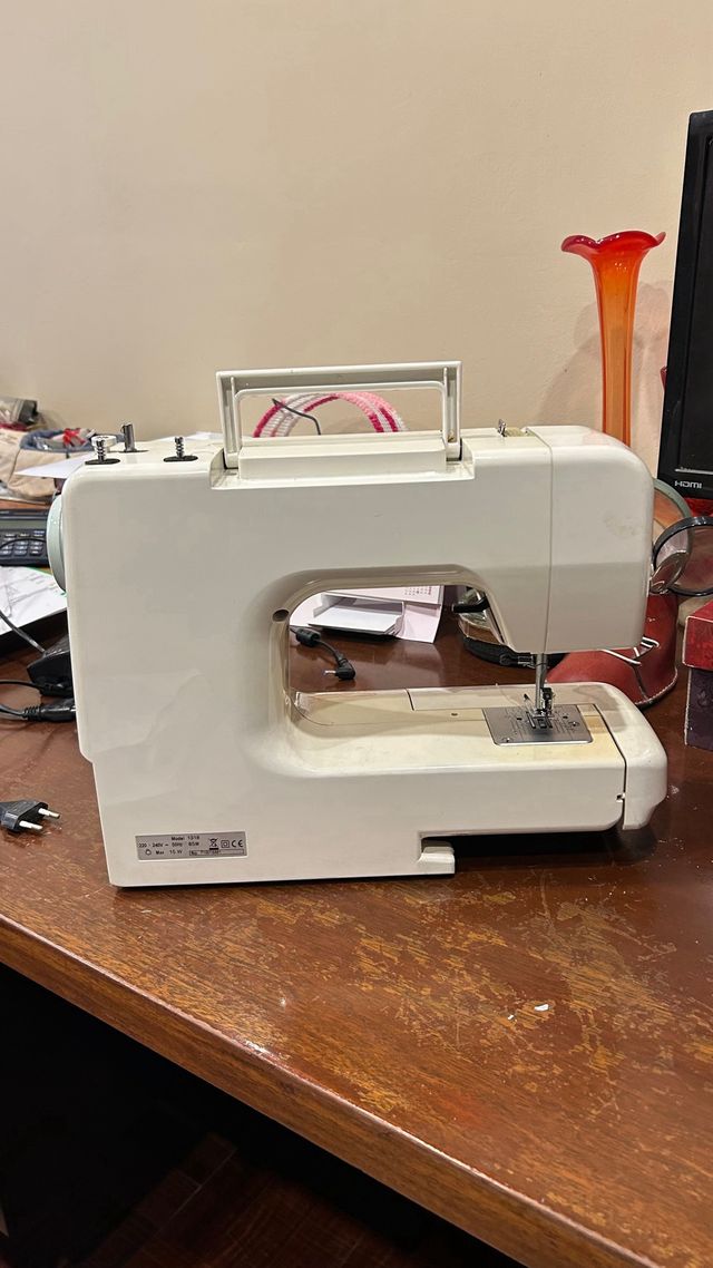 Macchina da cucire Alfa 1318