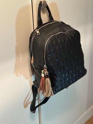 Bolso Mochila Negro Acolchado