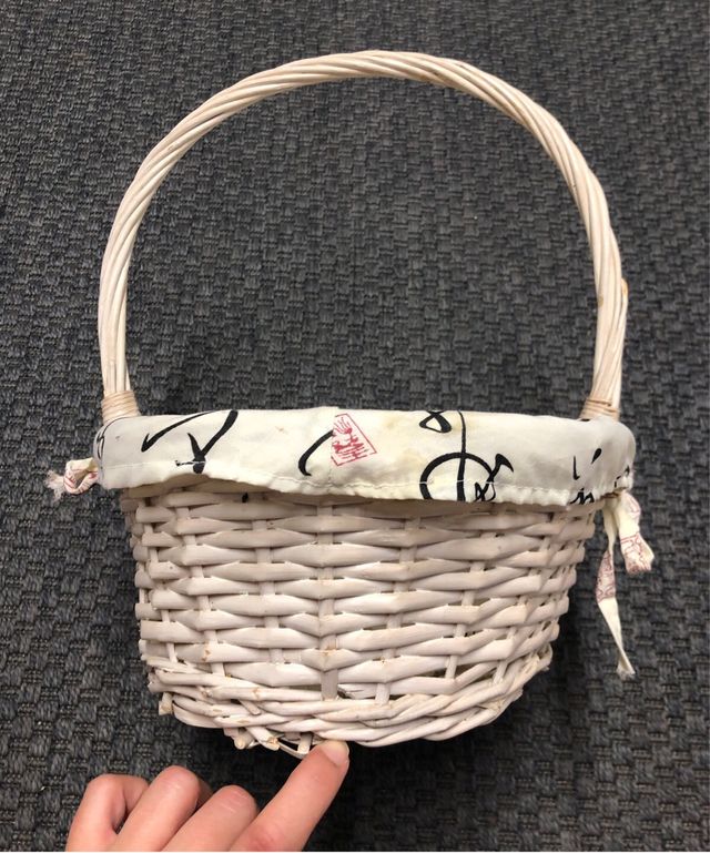 Cesta mimbre blanca con forro