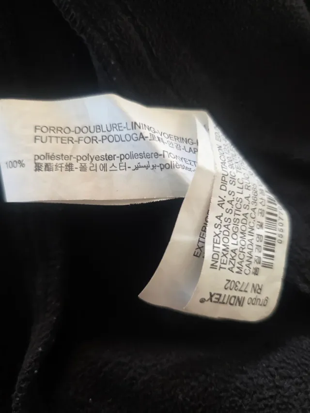 Chaqueta impermeable con capucha 134 cm -9 anos