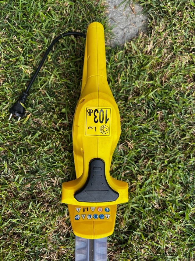 Cortasetos Eléctrico Leroy