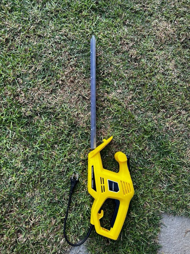 Cortasetos Eléctrico Leroy