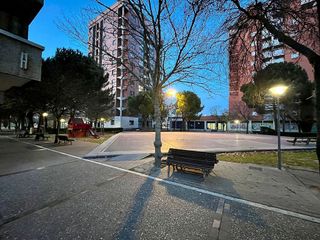 Local comercial en venta en Huerta del Rey en Valladolid