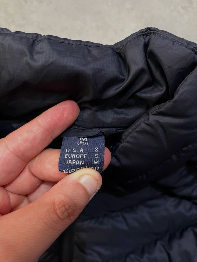 Chaqueta Mont-bell azul acolchada