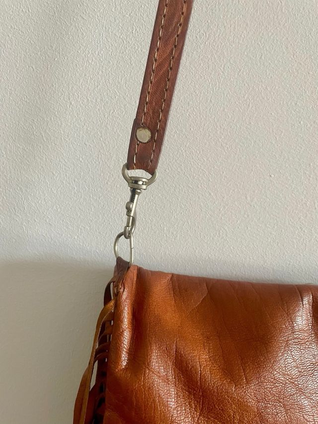 Bolso bandolera vintage cuero flecos