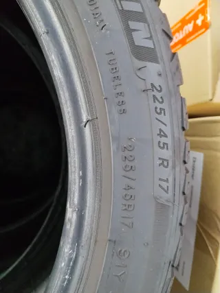 Neumáticos 225/45 R-17  91Y