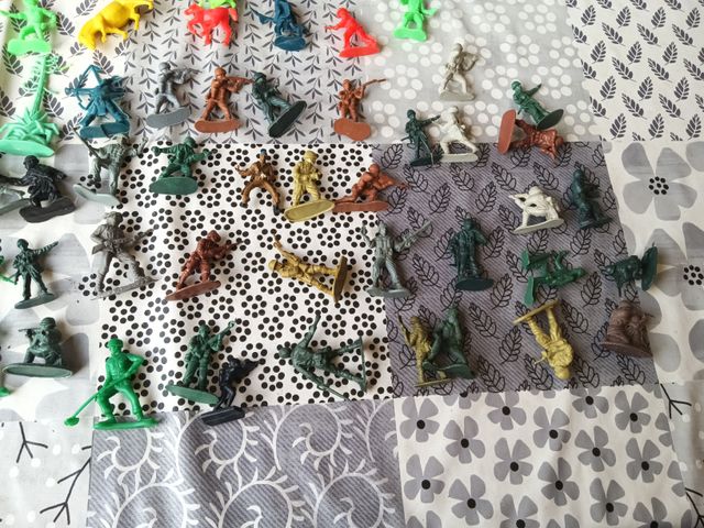 Lote vaqueros pvc soldados indios