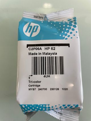 Impresora HP OfficeJet 5740 + Cartucho Color