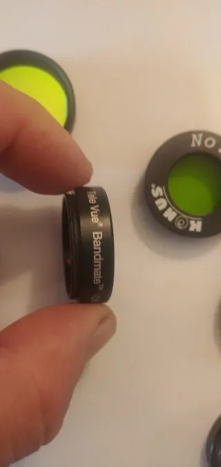 Confezione da 8 diversi filtri per telescopi