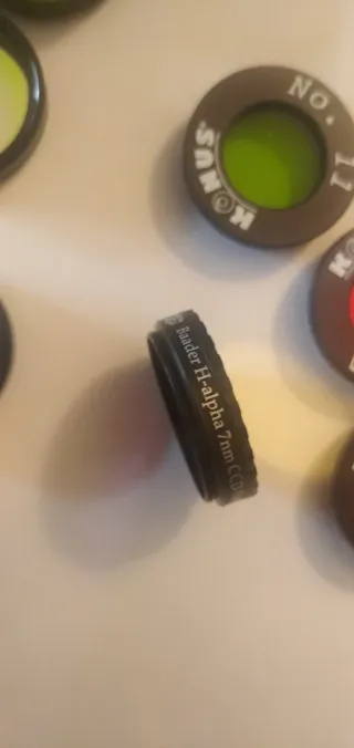 Confezione da 8 diversi filtri per telescopi