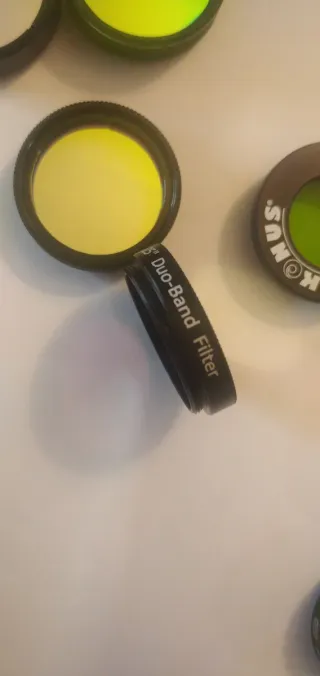 Confezione da 8 diversi filtri per telescopi