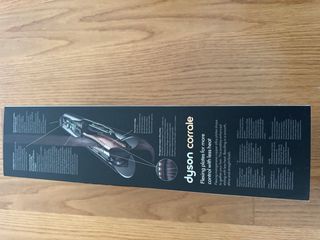 Plancha Dyson Corrale Negra y Dorada