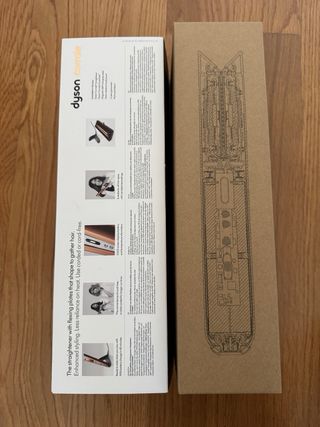 Plancha Dyson Corrale Negra y Dorada