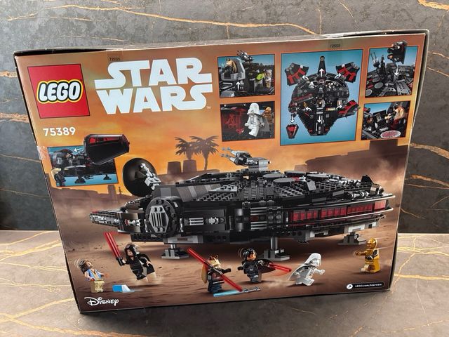 LEGO Star Wars 75389 The Dark Falcon