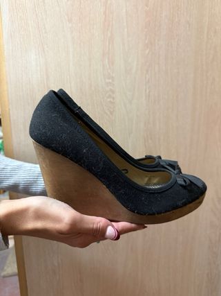 Zapatos negros Stradivarius talla 39