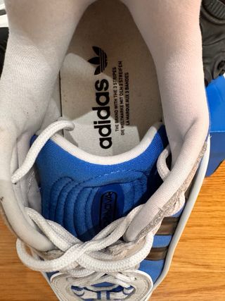 Zapatillas Adidas Azul y Blanco