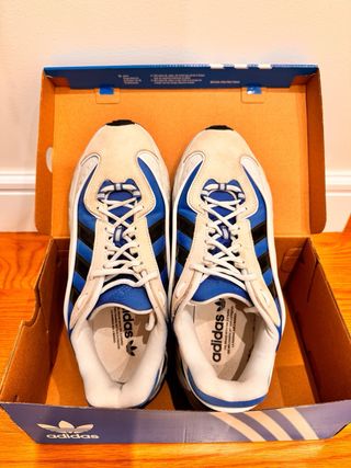 Zapatillas Adidas Azul y Blanco