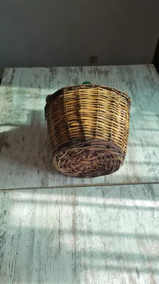 Damajuana Vidrio Verde Canasto Mimbre