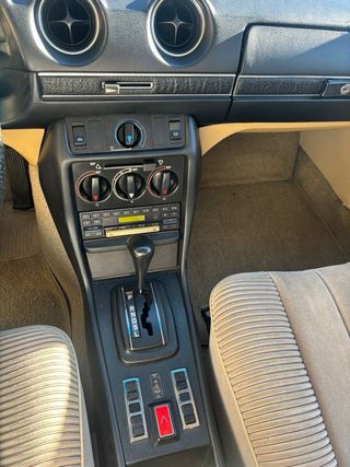 Mercedes-Benz Clase E 1981