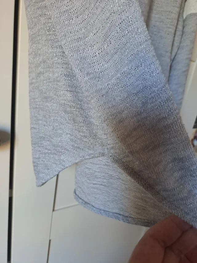 Jersey Pull&Bear gris rayas