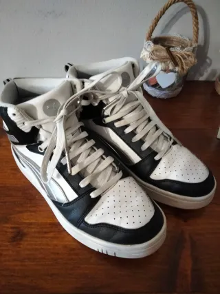 Scarpe Puma alte bianche e nere