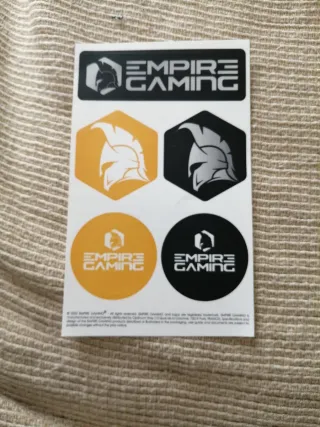 Set de 5 pegatinas con el logo de Empire Gaming.