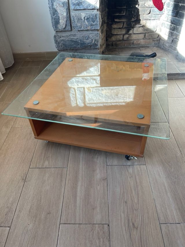 Mesa centro cristal y madera