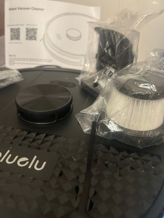 Nuovo robot aspirapolvere e lavasciuga