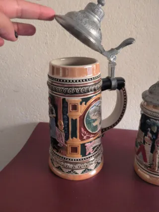 Boccali da birra tedeschi decorati