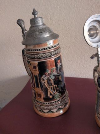 Boccali da birra tedeschi decorati